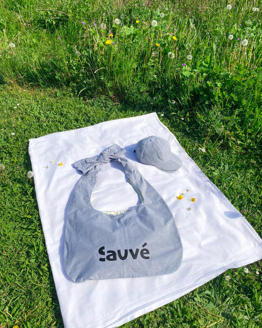 Set sac et casquette chemise grise